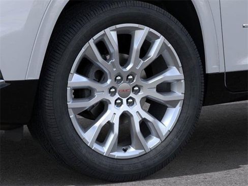 New 2026 GMC Acadia Denali image 9