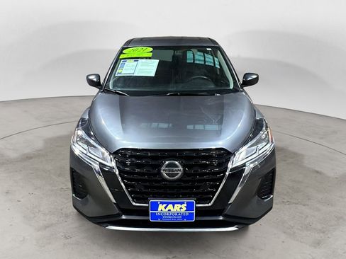 Used 2021 Nissan Kicks S image 2