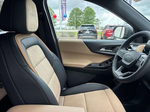 New 2026 Chevrolet Equinox ACTIV FWD image 13