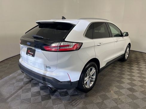 Used 2020 Ford Edge SEL w/ Cold Weather Package image 8