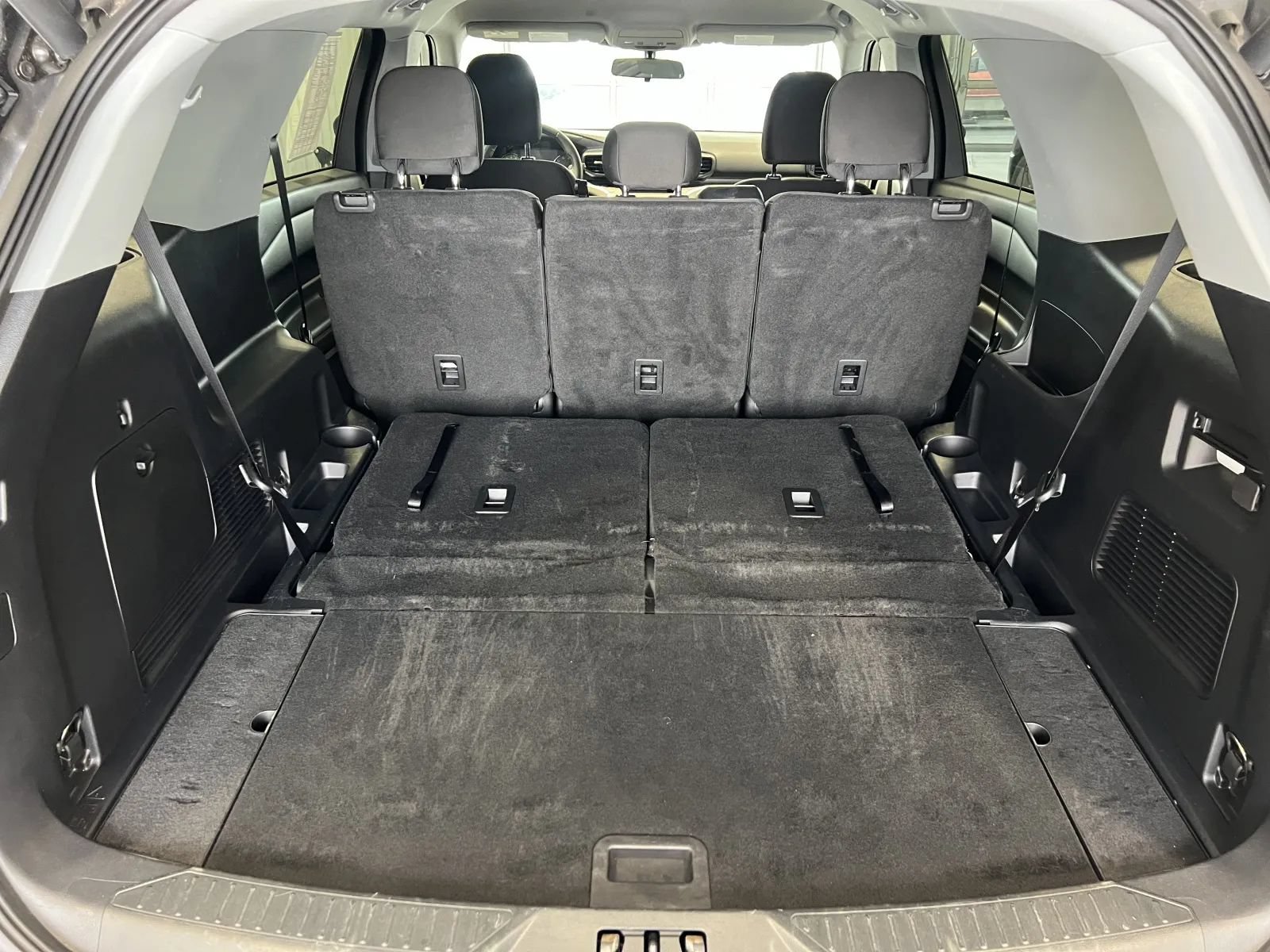 Used 2022 Ford Explorer XLT AWD/4WD image 36