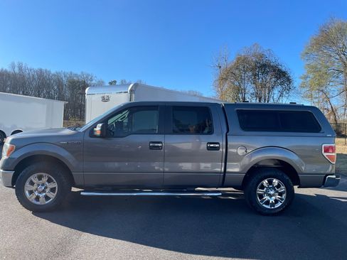 Used 2012 Ford F150 XLT w/ XLT Chrome Pkg image 3