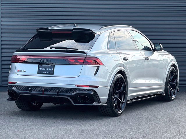 Used 2026 Audi RS Q8 performance AWD/4WD image 7