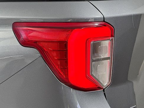 Used 2023 Ford Explorer XLT w/ Equipment Group 202A AWD/4WD image 35