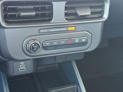 New 2026 Ford Maverick XL FWD image 19