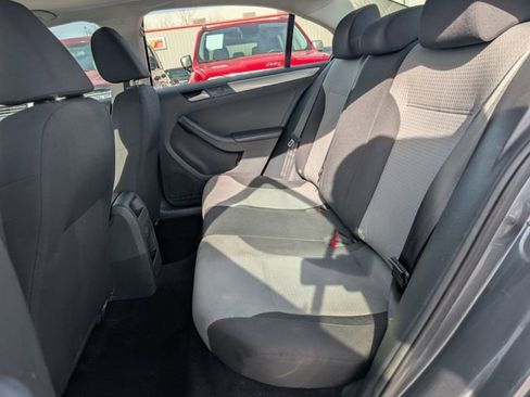 Used 2018 Volkswagen Jetta S image 16