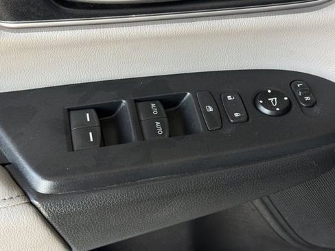 Certified 2017 Honda CR-V EX-L image 12
