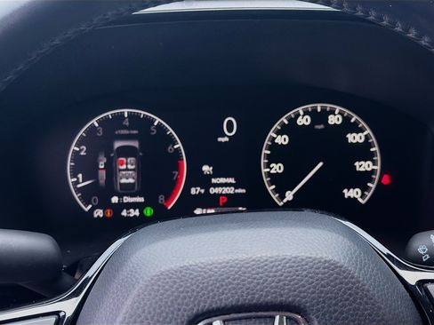 Used 2023 Honda CR-V EX-L image 9