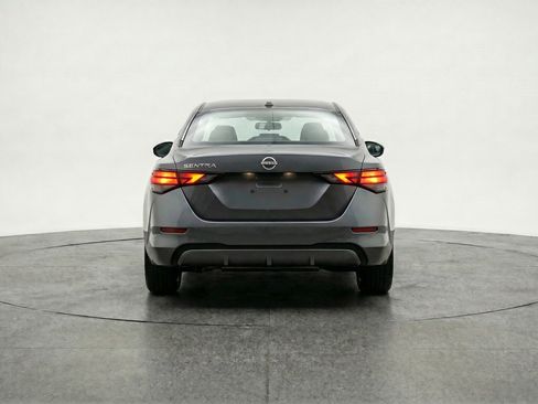 Used 2025 Nissan Sentra SV FWD image 7