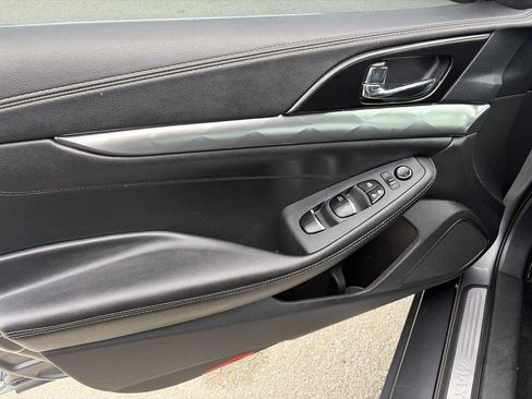 Used 2020 Nissan Maxima 3.5 SV w/ Floor Mat Group FWD image 7