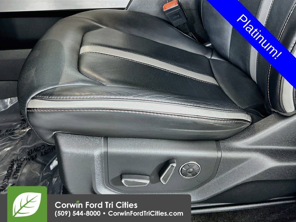 Used 2018 Ford F150 Platinum w/ Equipment Group 701A Luxury AWD/4WD image 22
