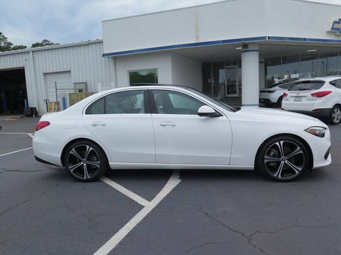 Used 2023 Mercedes-Benz C 300 Sedan image 2