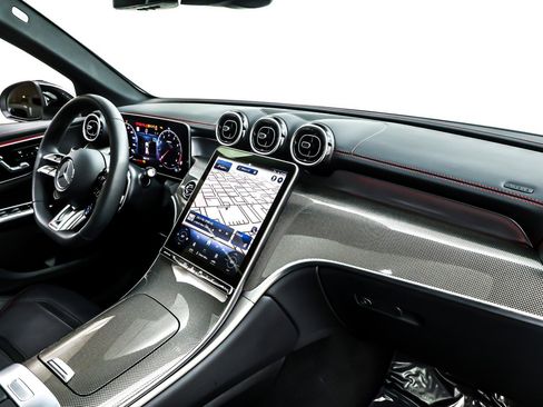 Used 2024 Mercedes-Benz GLC 43 AMG 4MATIC image 17