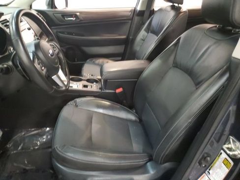 Used 2017 Subaru Legacy 2.5i Limited AWD/4WD image 11
