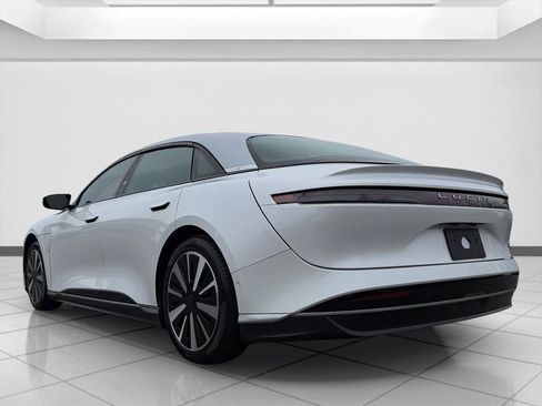 Used 2023 Lucid Air Grand Touring image 4