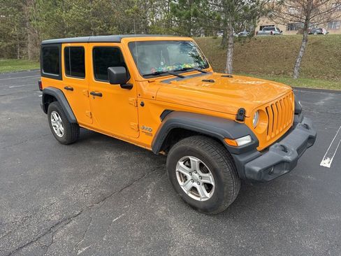 Used 2018 Jeep Wrangler Unlimited Sport S AWD/4WD image 31