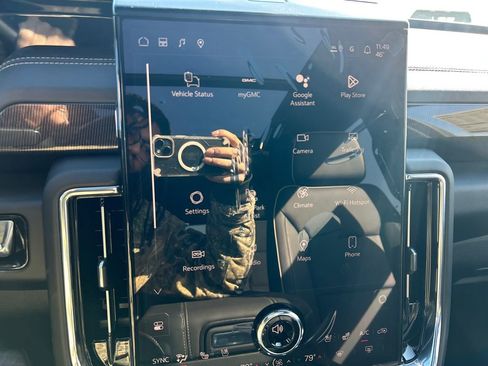 New 2026 GMC Yukon XL Elevation w/ Elevation Premium Package image 25