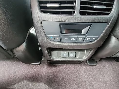 Used 2020 Acura MDX SH-AWD w/ Technology Package image 21