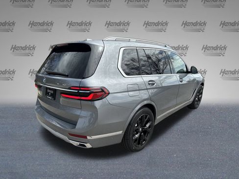 Certified 2025 BMW X7 xDrive40i w/ Premium Package image 9