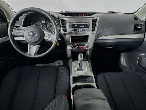 Used 2010 Subaru Outback 2.5i image 23