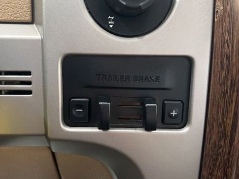 Used 2014 Ford F150 Lariat w/ Equipment Group 501A Mid AWD/4WD image 7