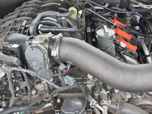 Used 2023 Dodge Durango GT AWD/4WD image 13