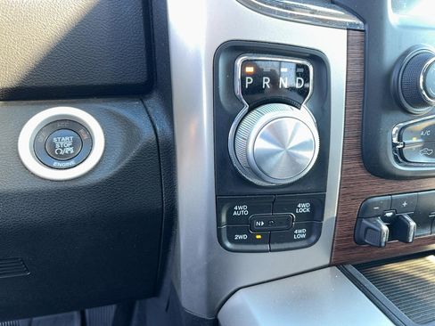 Used 2016 RAM 1500 Laramie w/ Convenience Group image 24