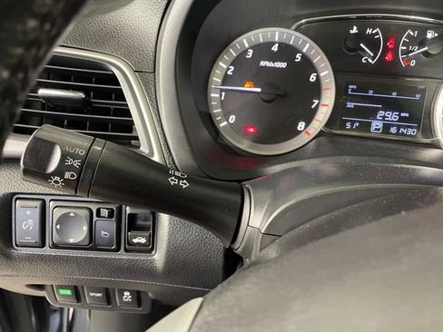 Used 2015 Nissan Sentra SV image 13
