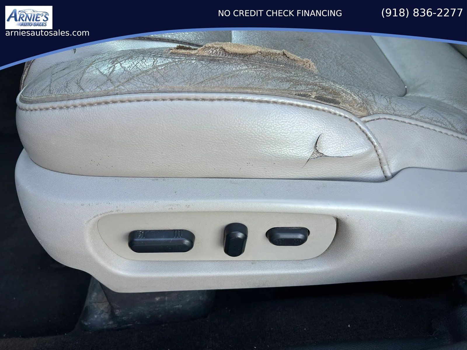 Used 2013 Ford Explorer XLT FWD image 11