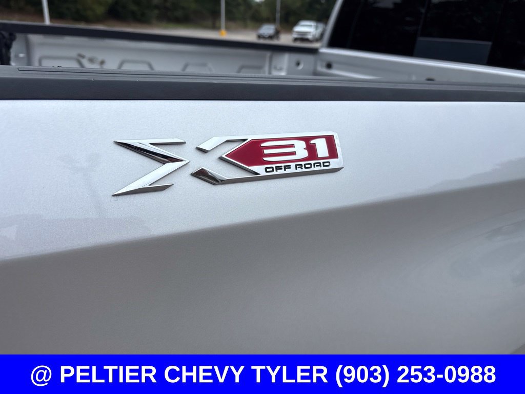 Used 2020 GMC Sierra 1500 SLT AWD/4WD image 11