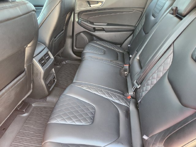 Used 2024 Ford Edge Titanium AWD/4WD image 31