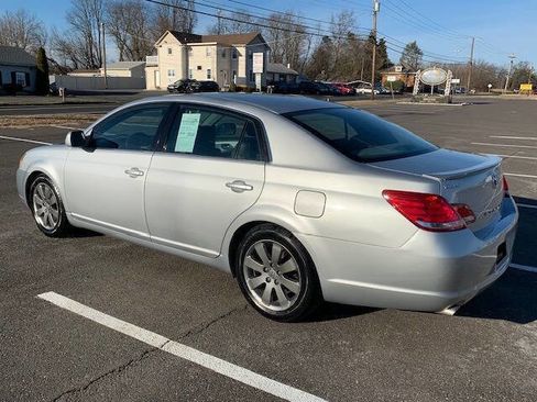 Used 2005 Toyota Avalon Touring image 6