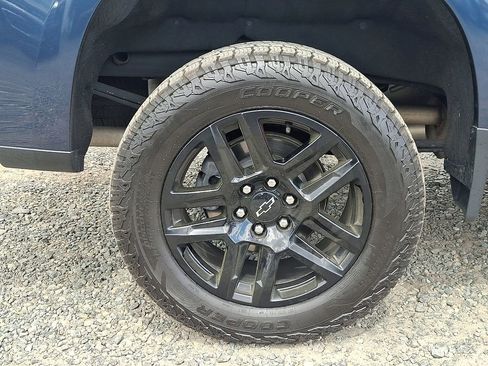 Used 2023 Chevrolet Silverado 1500 LT Trail Boss AWD/4WD image 10