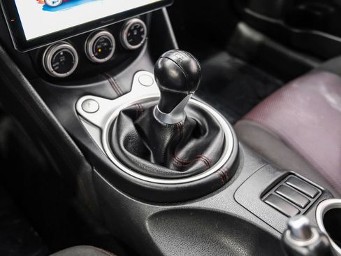 Used 2013 Nissan 370Z NISMO w/ Bose Pkg image 26