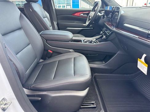 New 2026 Chevrolet Traverse Z71 w/ Enhanced Driving Package AWD/4WD image 14