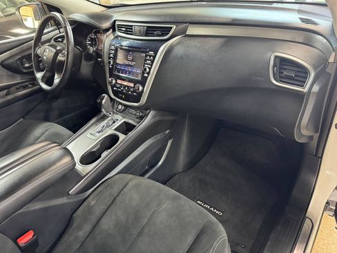 Used 2019 Nissan Murano SV w/ Cargo Package AWD/4WD image 9