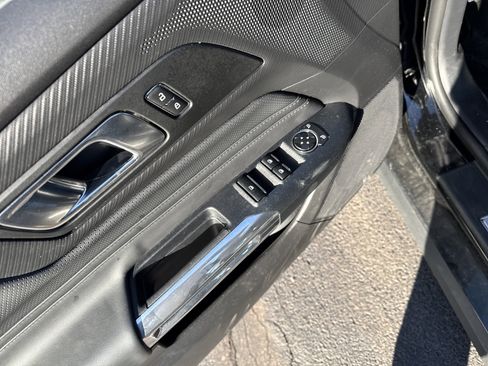 Used 2025 Ford Mustang Premium image 16