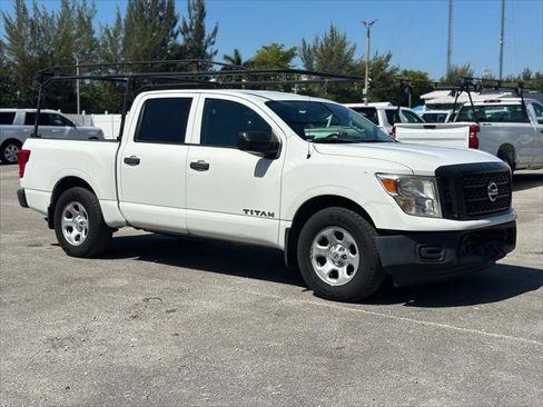 Used 2017 Nissan Titan S RWD image 11
