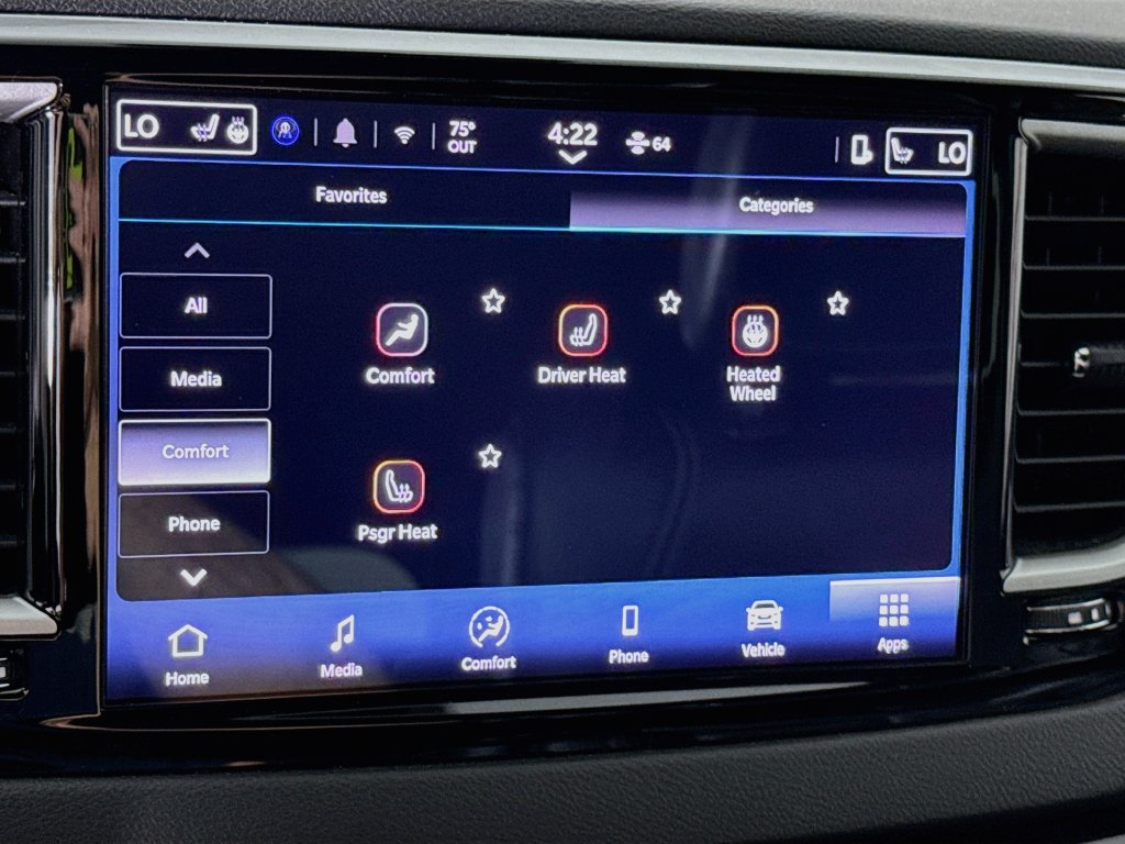 Used 2025 Chrysler Pacifica Select FWD image 11