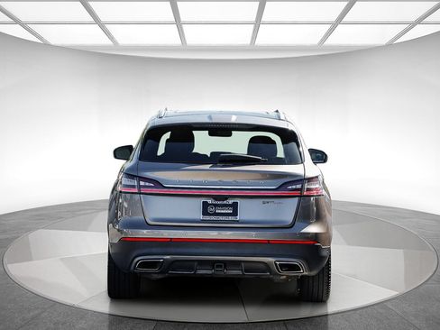 Used 2020 Lincoln Nautilus Reserve w/ Equipment Group 202A AWD/4WD image 3