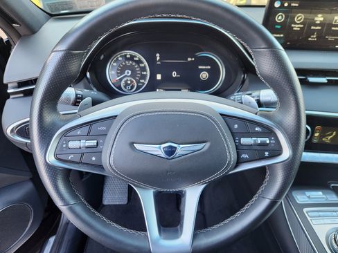 Used 2024 Genesis GV70 3.5T Sport image 9