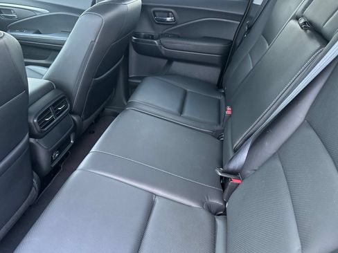 Used 2025 Honda Ridgeline RTL image 9