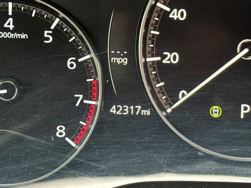 Used 2024 MAZDA CX-30 AWD 2.5 S w/ Select Sport Pkg image 3