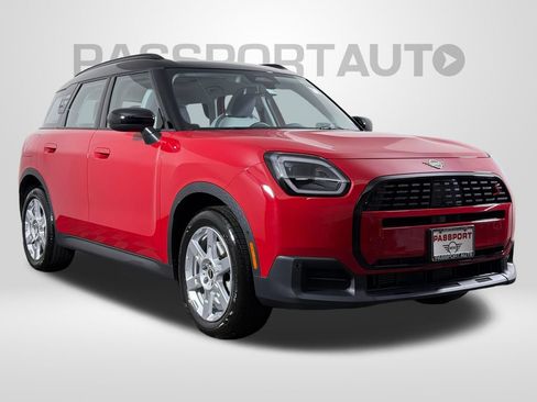 Certified 2025 MINI Cooper Countryman S AWD/4WD image 3