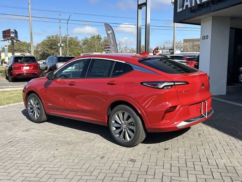 New 2026 Buick Envista Avenir image 4