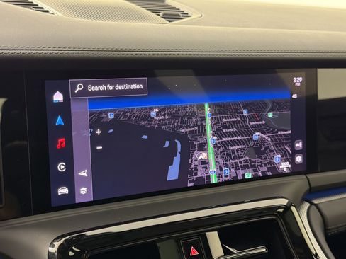 Certified 2025 Porsche Panamera image 23