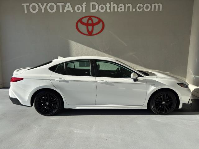 Certified 2026 Toyota Camry SE FWD image 1