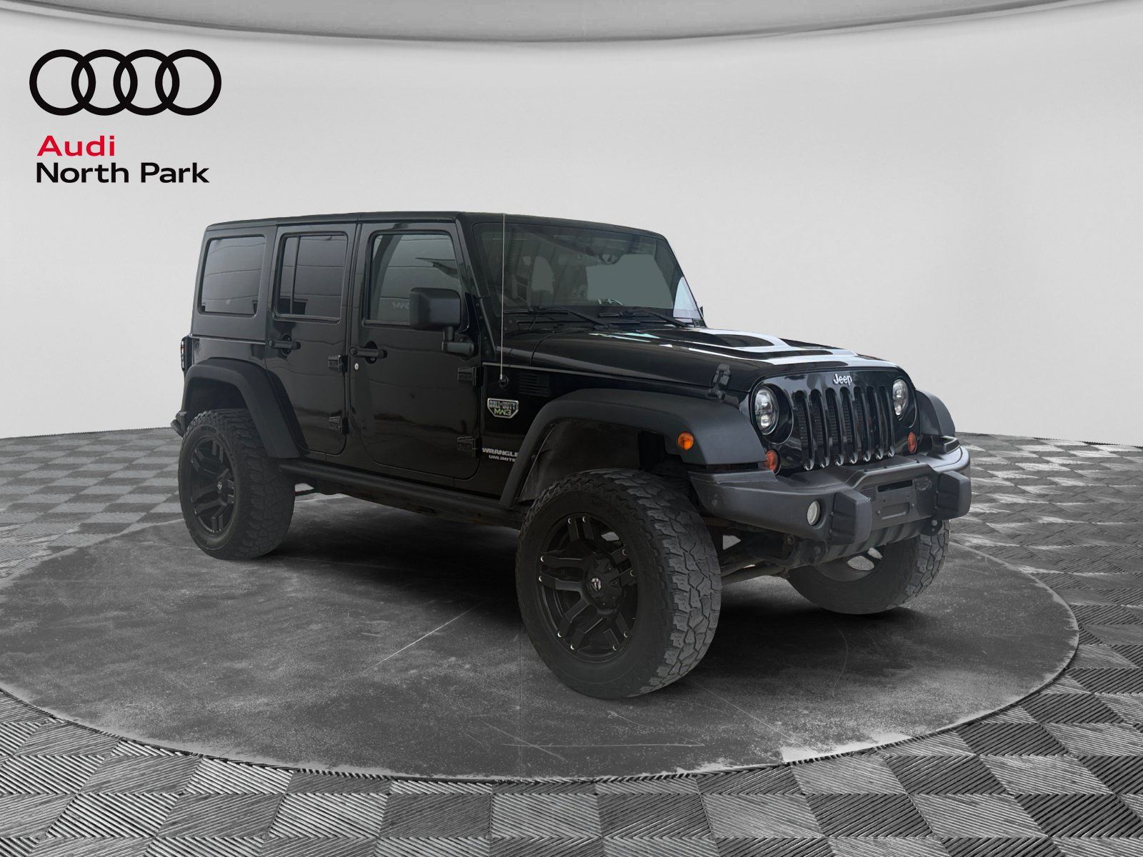 Used 2012 Jeep Wrangler Unlimited Rubicon AWD/4WD image 7