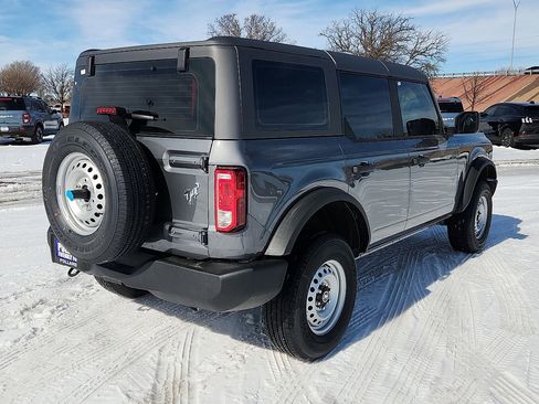 New 2025 Ford Bronco 4-Door image 3