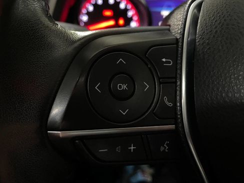 Used 2020 Toyota Camry XSE image 39